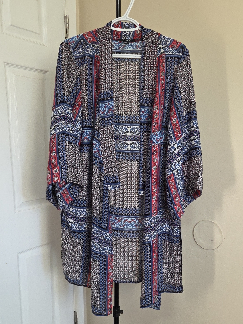 Tahari Navy, Red and Cream Patchwork Kimono Robe